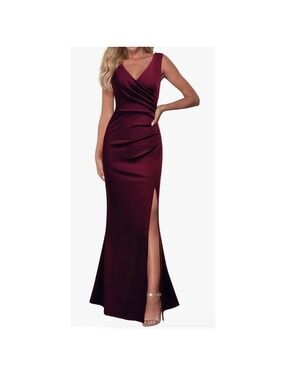 Woosea Burgundy Sleeveless Evening Gown‎ with Side Slit